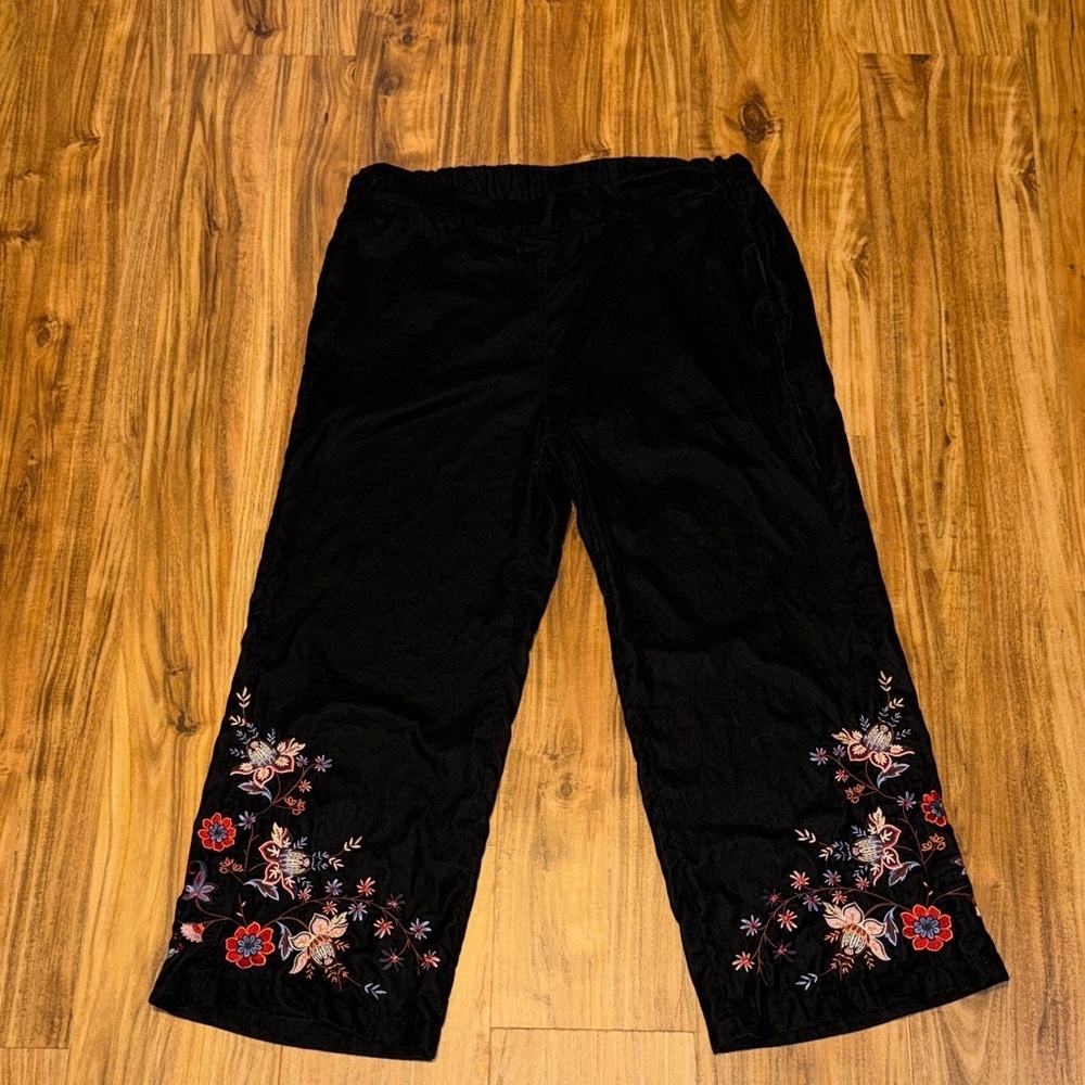 Ecru womens large 12 14 pants ankle crop capri black Embroider Floral stretch